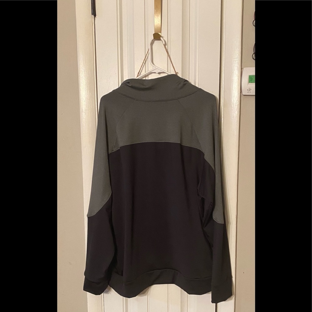 Womens Black sport sweatshirt - Picture 2 of 3